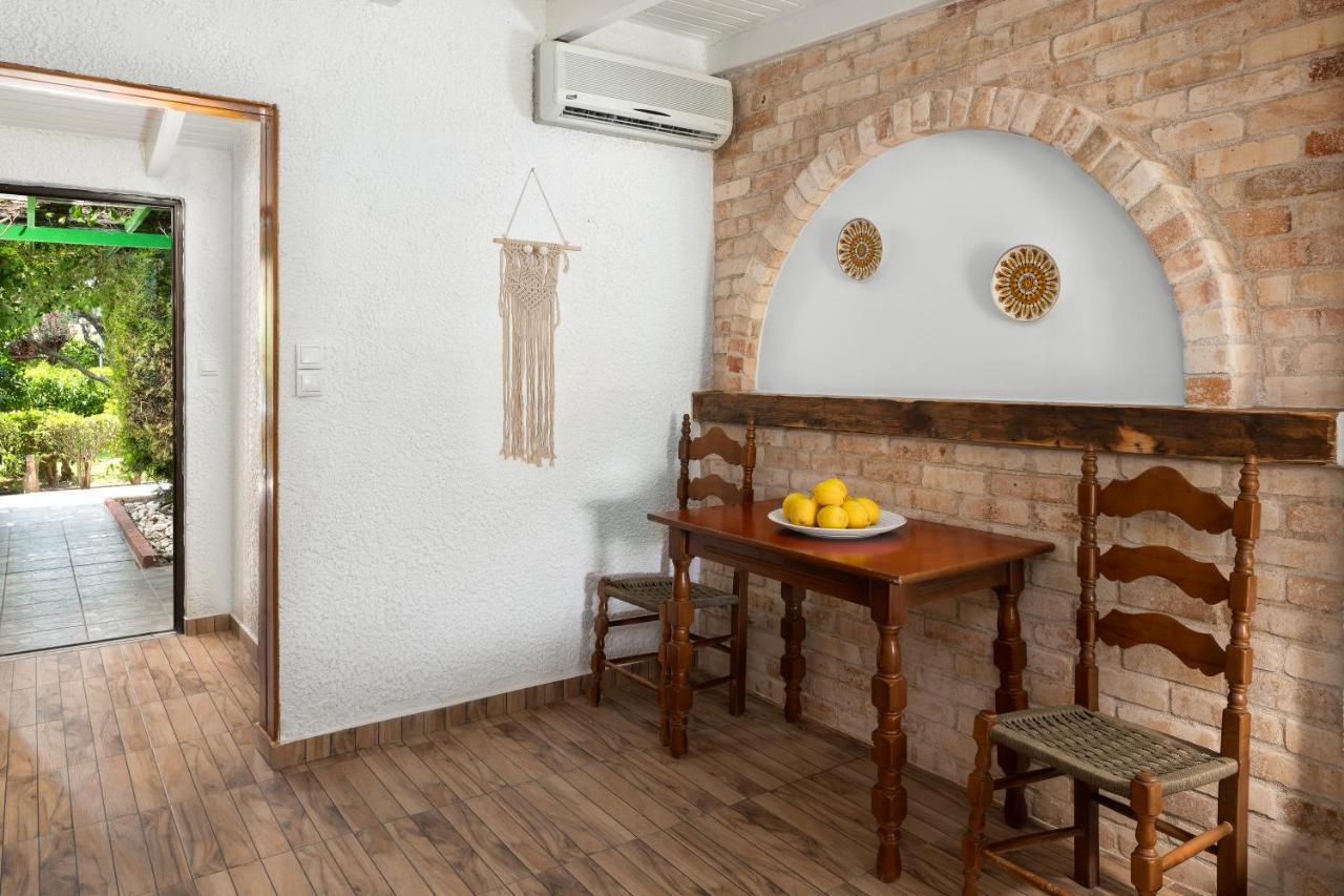 Elefteria Apts & Suites Kolymbia Eksteriør billede
