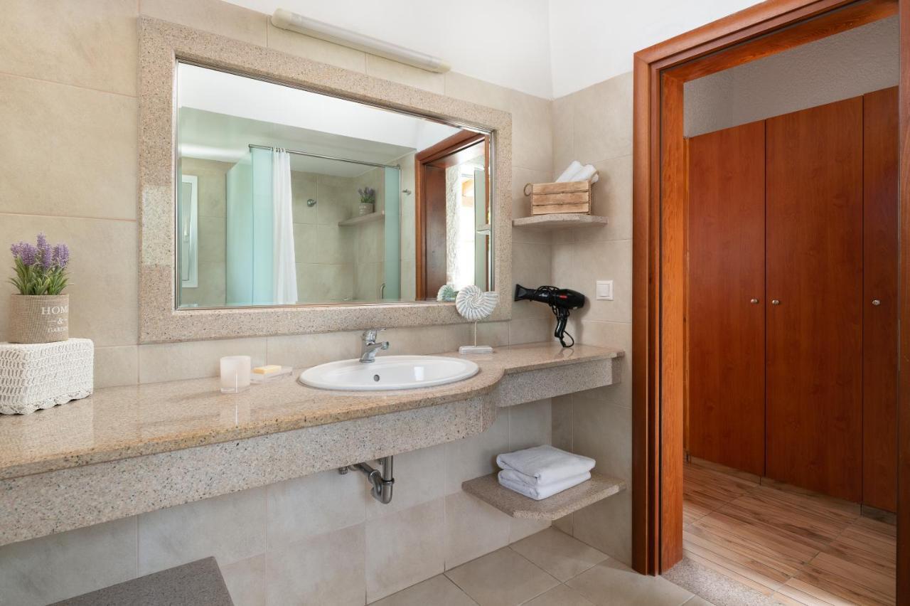 Elefteria Apts & Suites Kolymbia Eksteriør billede
