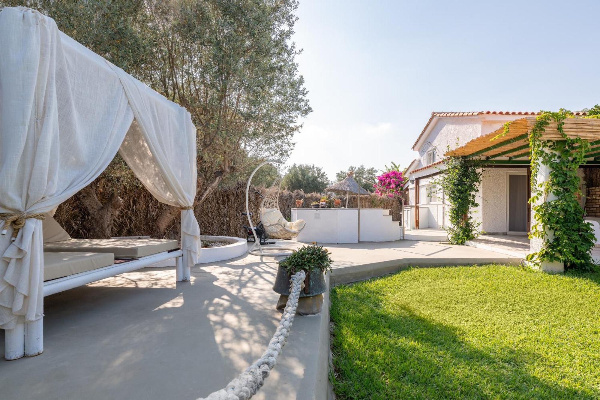 Elefteria Apts & Suites Kolymbia Eksteriør billede