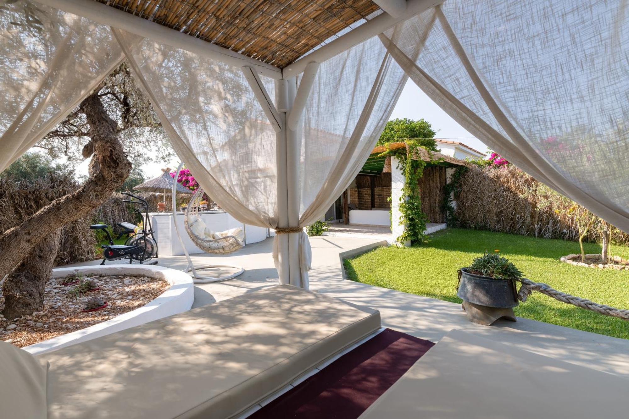 Elefteria Apts & Suites Kolymbia Eksteriør billede
