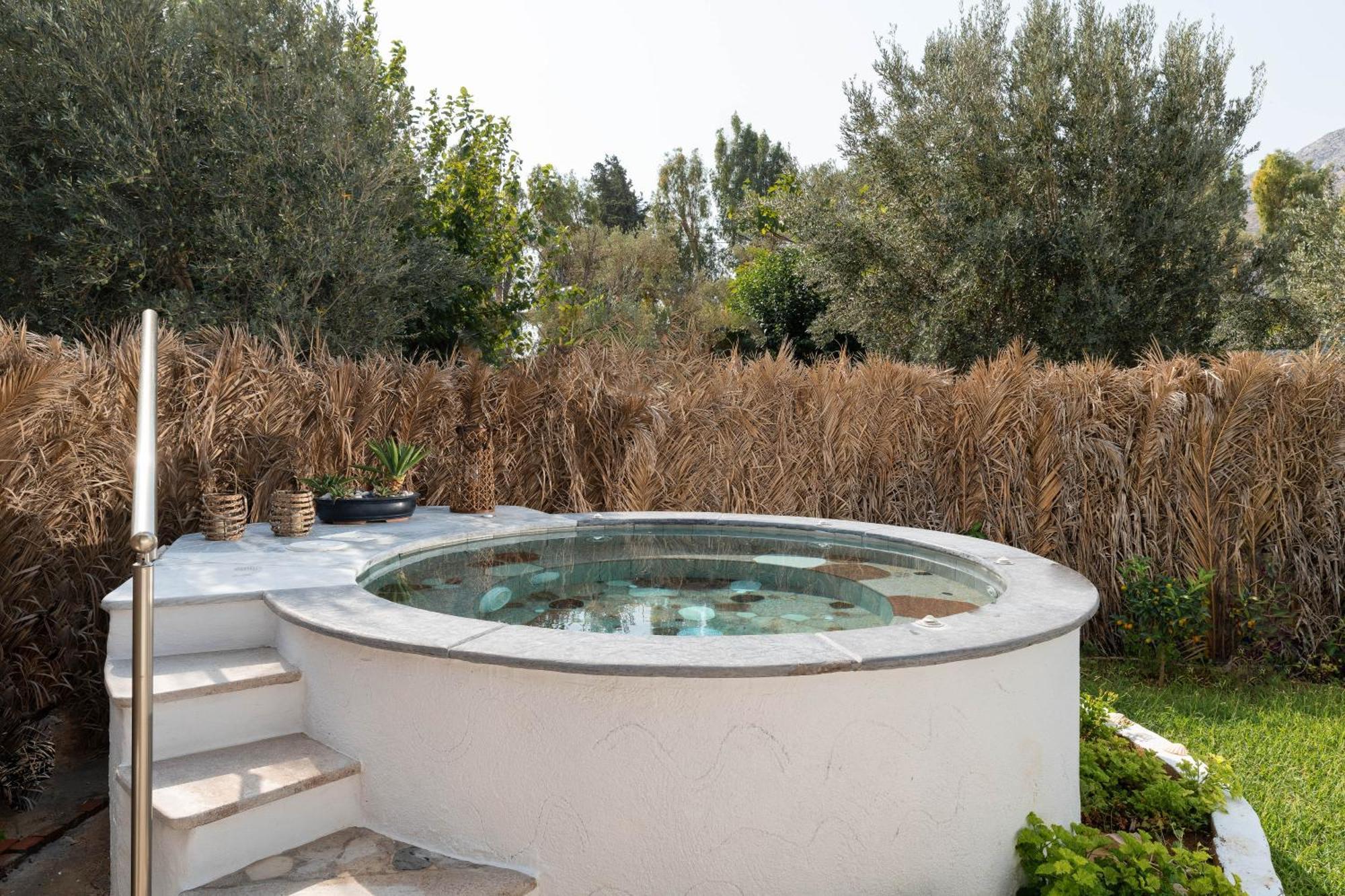 Elefteria Apts & Suites Kolymbia Eksteriør billede