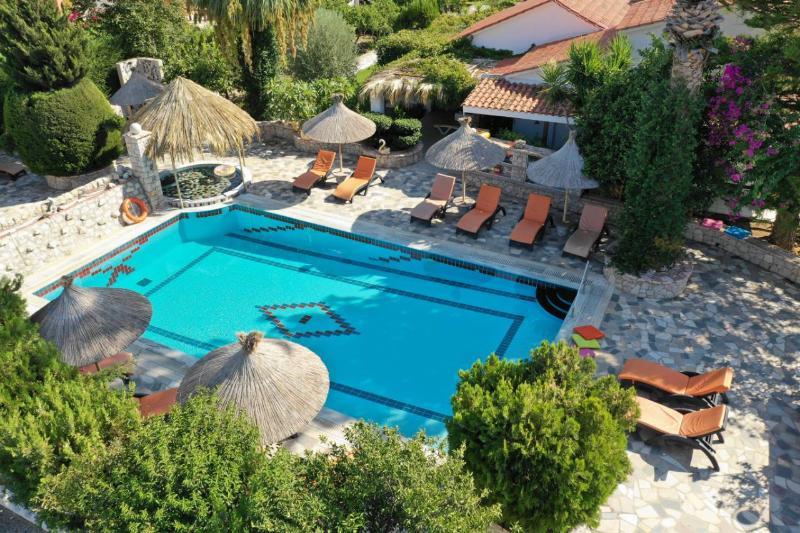 Elefteria Apts & Suites Kolymbia Eksteriør billede